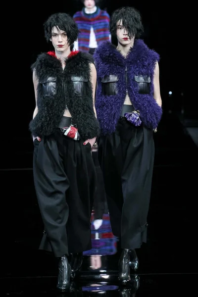 Look 45